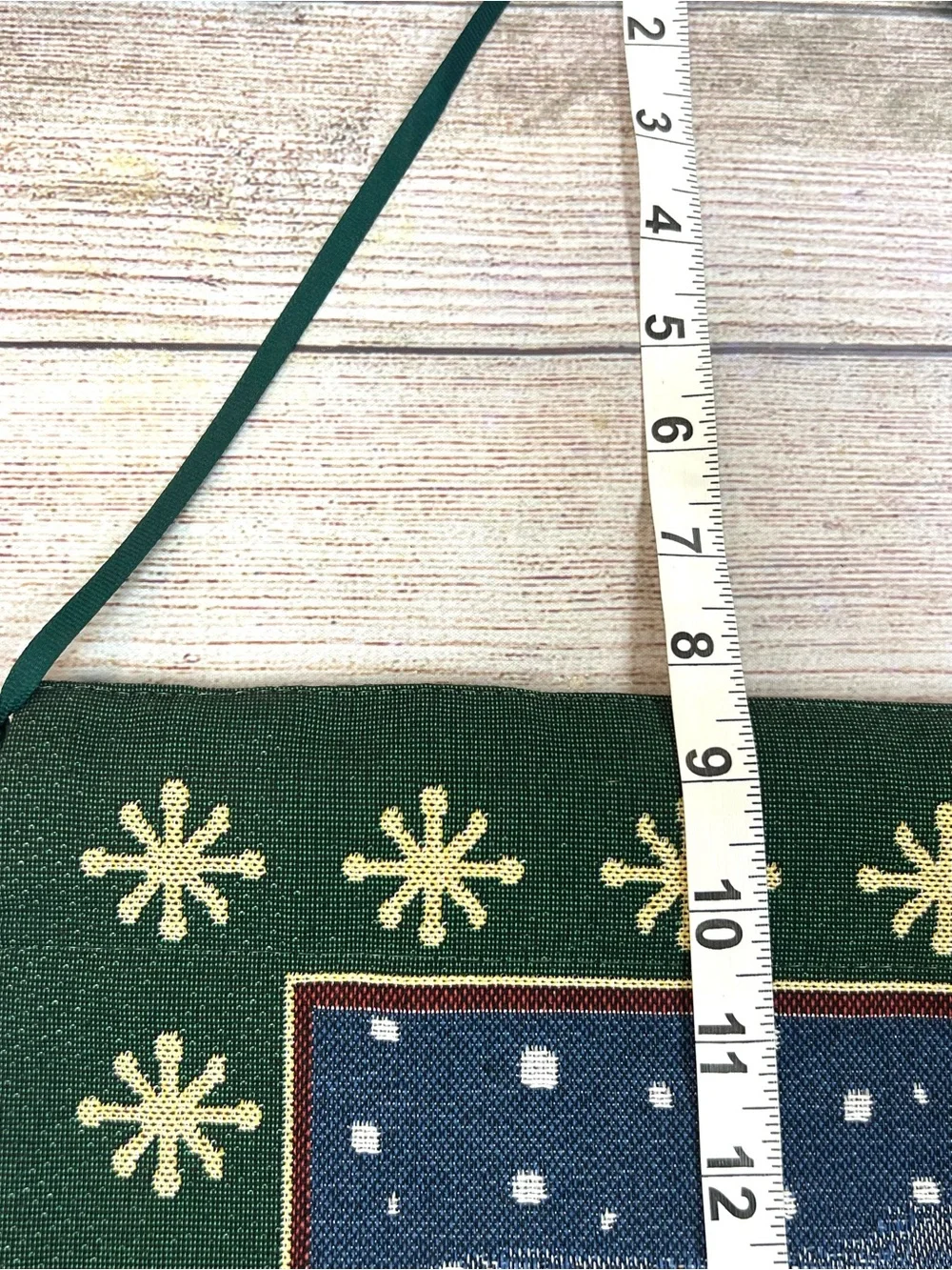 Vintage Cat Christmas Tapestry Wall Hanging Holiday 90s Woven Cottagecore